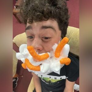 Meet your Posher, Cash